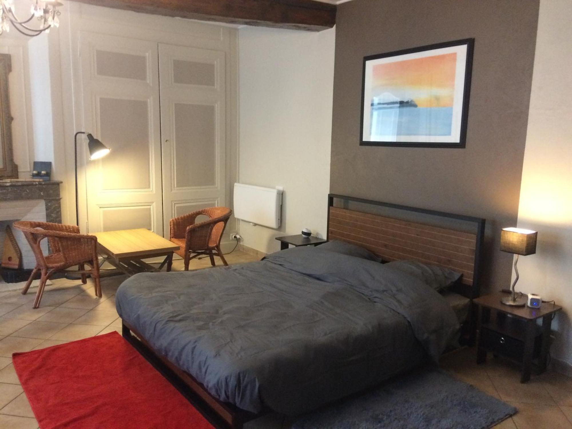 Chambre Spacieuse Au Calme Proche De Lyon Sathonay-Village Luaran gambar